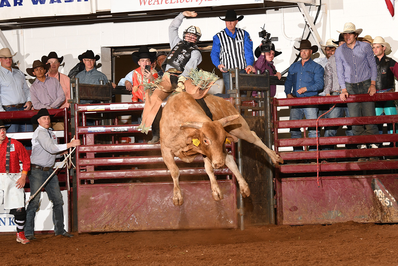 Home - Lawton Extreme Bulls